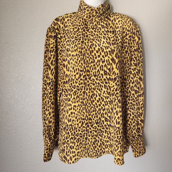 JH Collectibles Vintage Leopard Print Mock Neck Long Sleeve Top - Picture 3 of 10